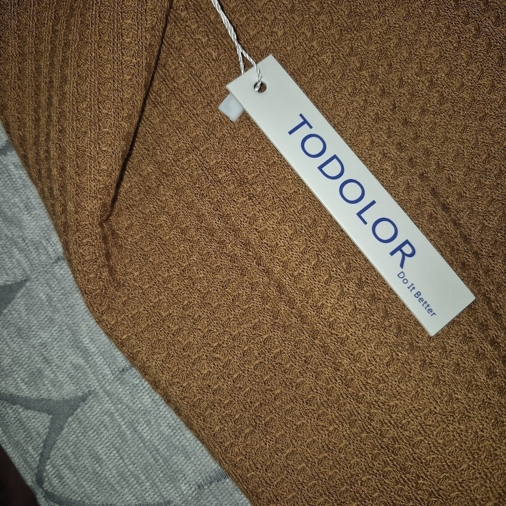 Burnt Orange ROUND NECK LOOSE TOP BLOUSE. Twist Hem. SZ XL - Picture 8 of 8